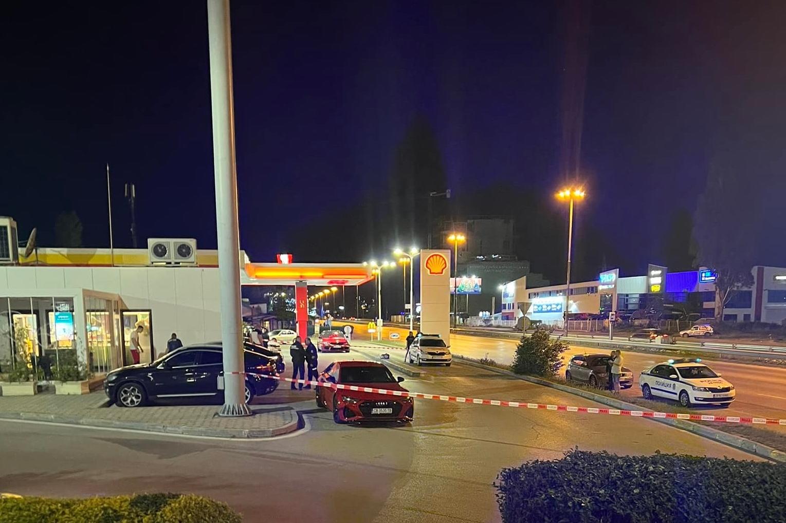 Простреляха два до бензиностанция на Околовръстното в София
