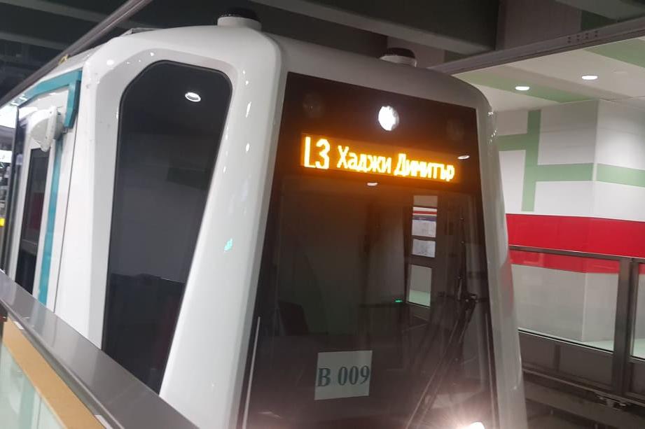 От софийското метро: Пожар не е имало,  димът във вагона е от климатичната 