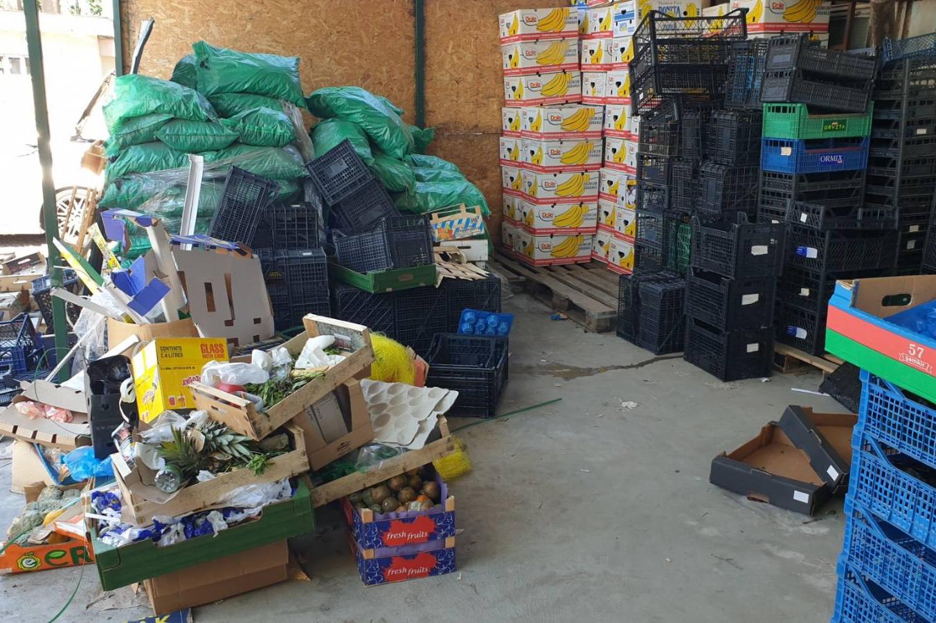 Икономическа полиция-СДВР спря продажбата на над 1,3 т храни в Слатина