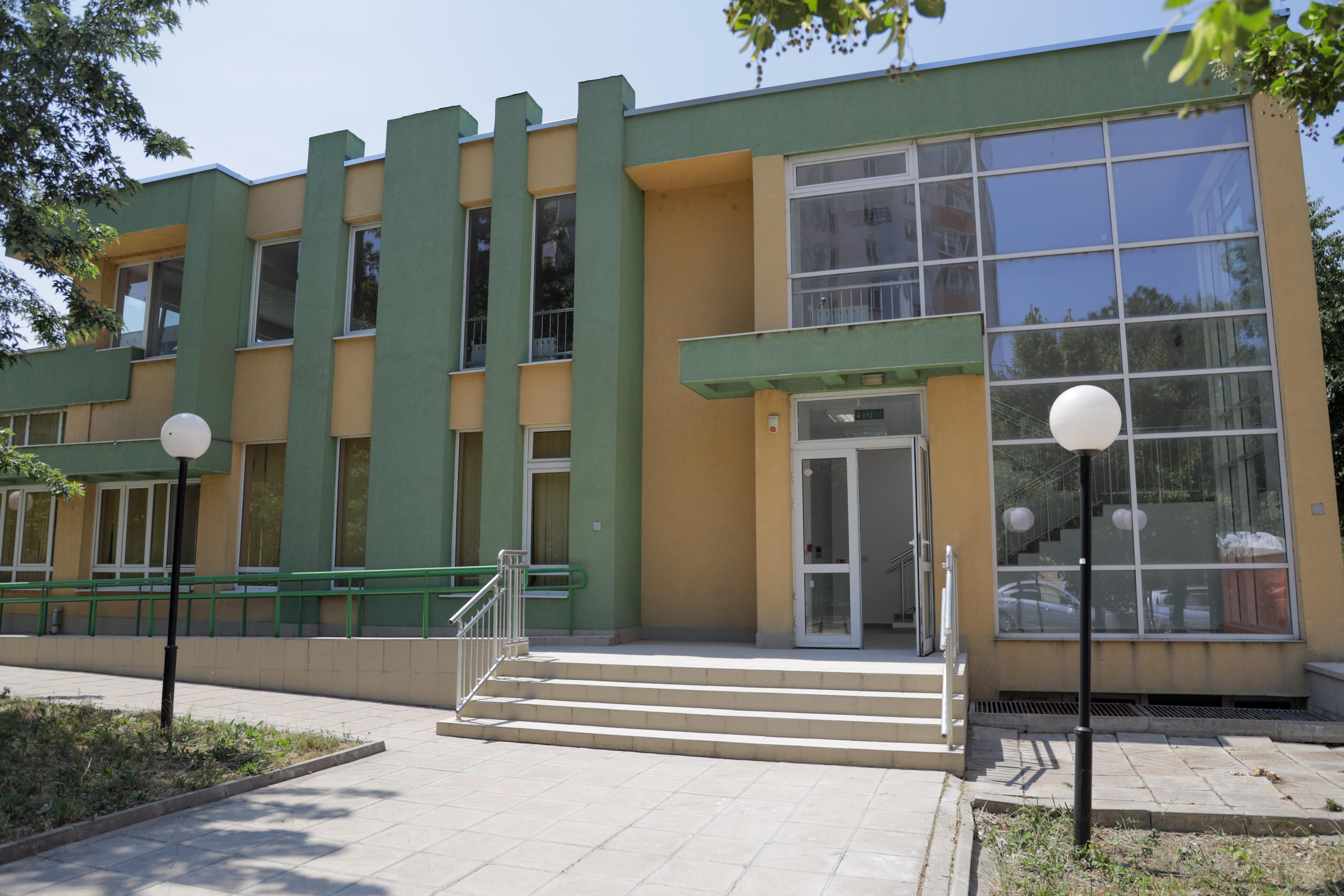 Столичният кмет провери разширението на детска градина в район Слатина
