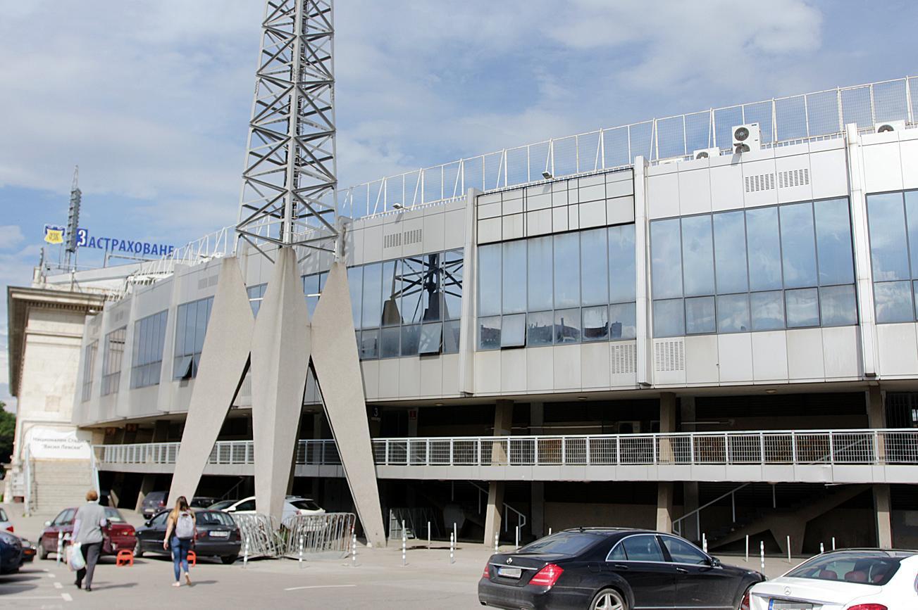 Затварят паркинга пред стадион „Васил Левски“ в столицата заради мач