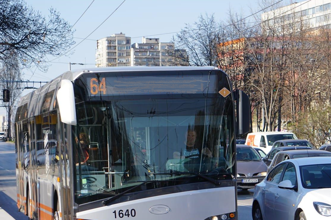 Променят маршрута на автобуси 64 и 107 заради ремонт на водопровод в Бояна