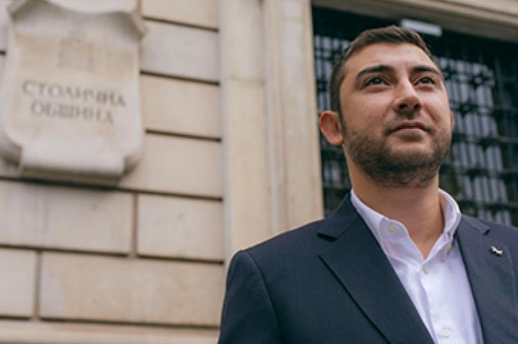 Съветникът в СОС Карлос Контрера е водач на листата на ВМРО в столичния 24 