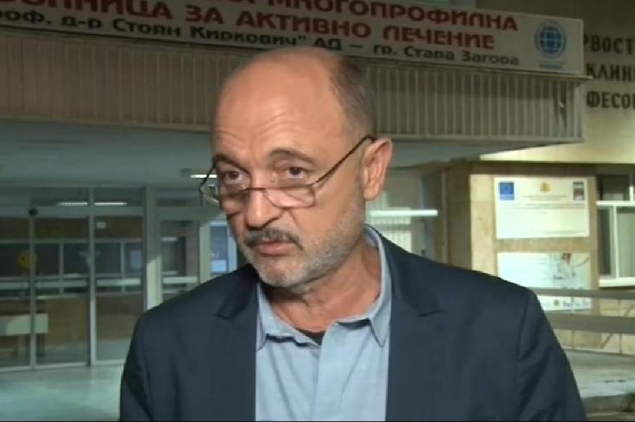 Лекари от „Пирогов“ оперират най-тежко пострадалото дете от катастрофиралия