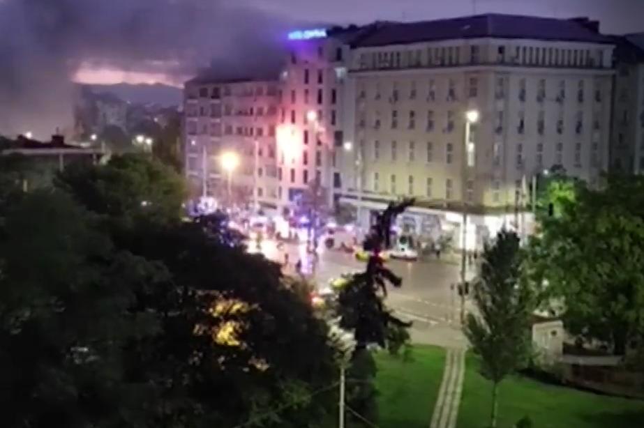 Все още не са ясни причините за пожара в столичен хотел