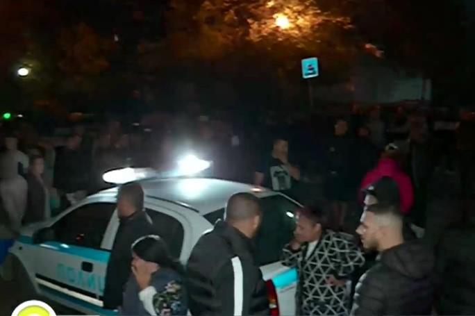 Близки на починалия таксиметров шофьор цяла нощ блокираха Орлов мост
