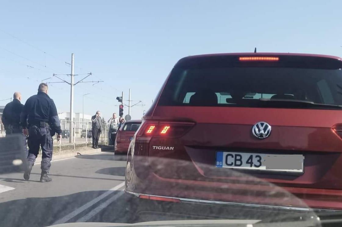 Четири коли се удариха на Ботевградско шосе