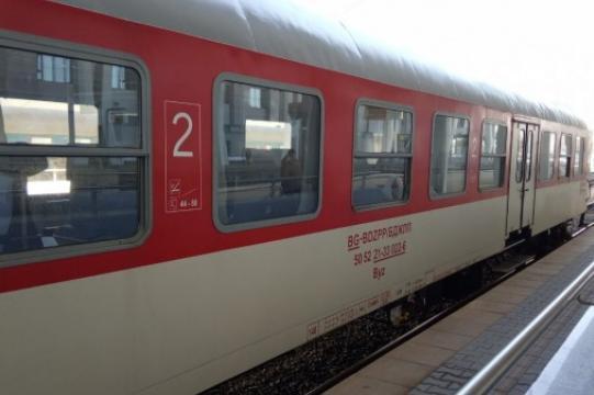 Трагедия: Влак блъсна и уби жена в София
