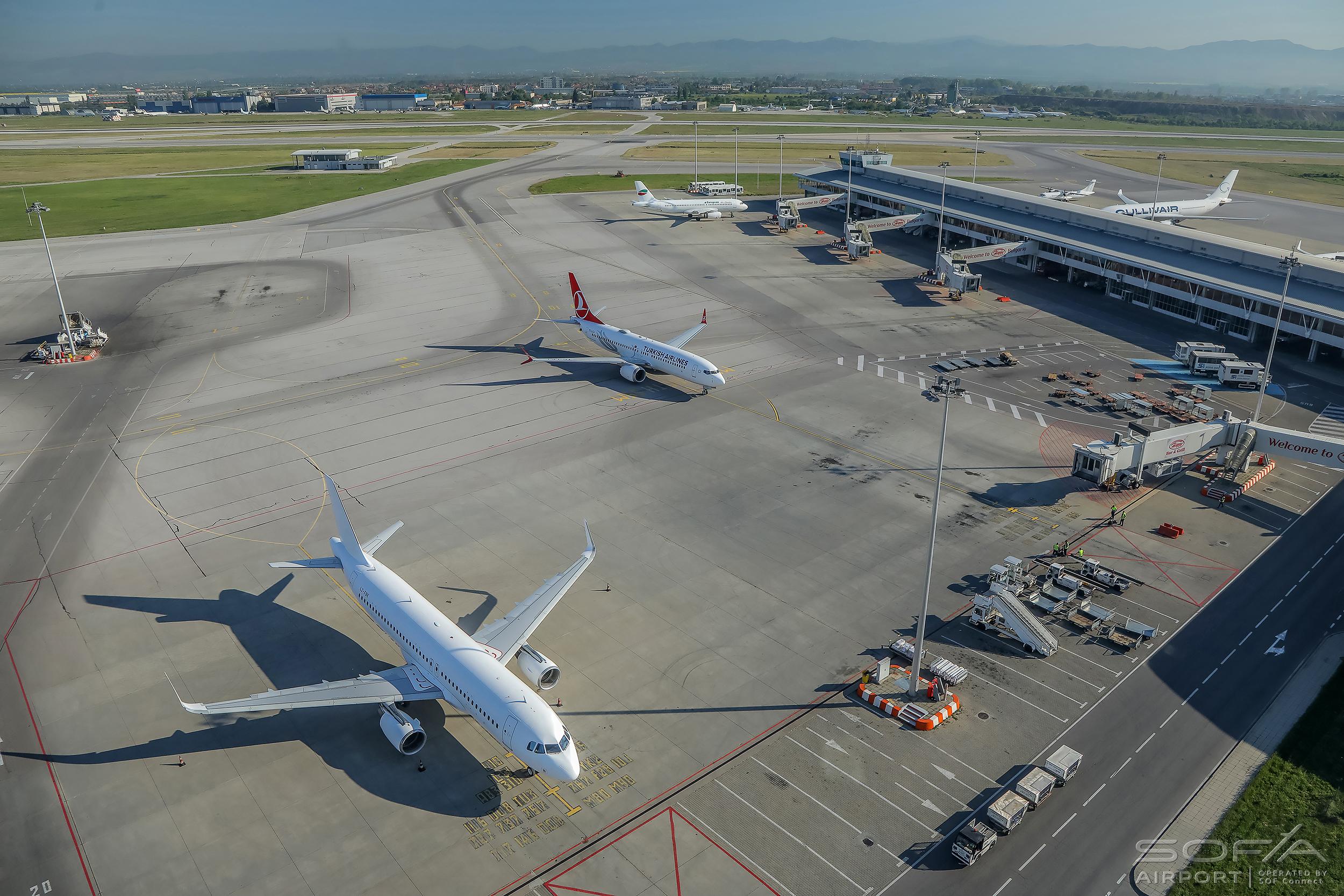 Над 6 млн. пътници е обслужило Летище София през 2022 г.
