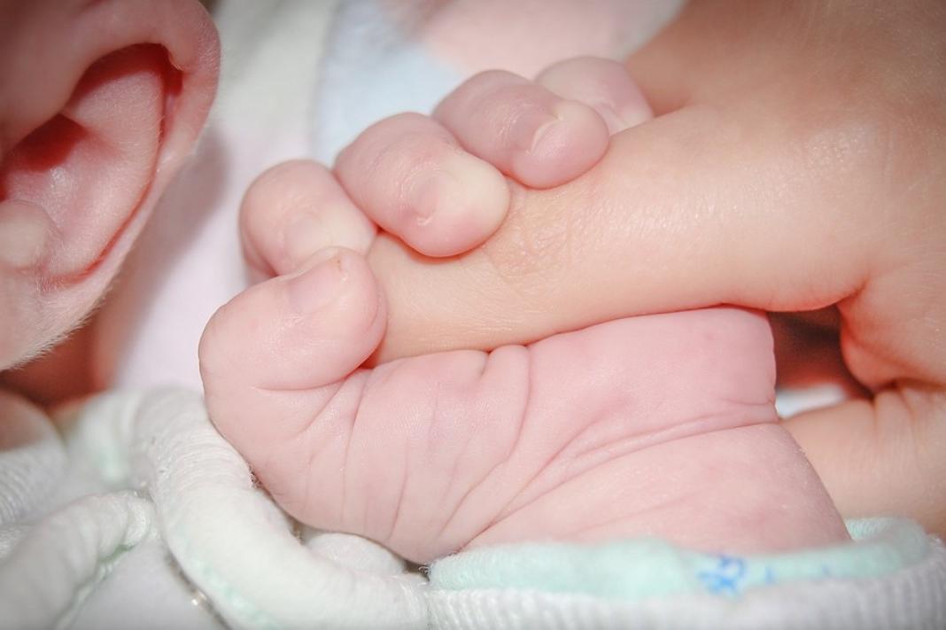 Момченце с перфектни мерки е първото бебе за 2023-а в София