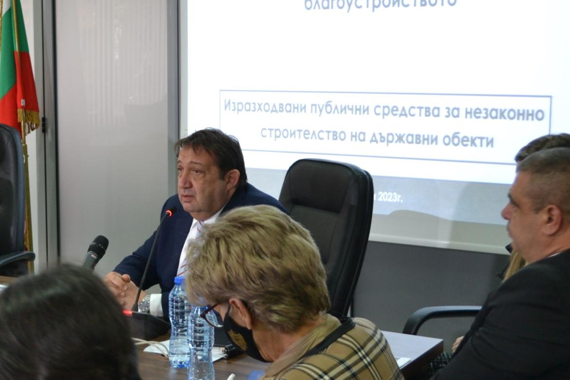 Министър Шипков: Столична община е извършвала незаконно строителство