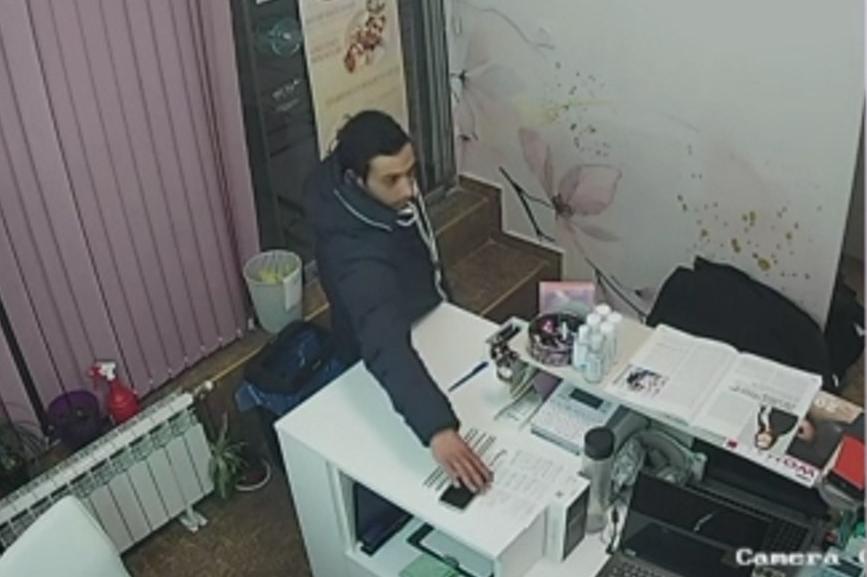 Чевръст крадец открадна телефон от салон за красота в София