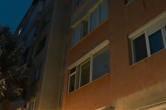 Мъж нападна и рани свой съсед в Люлин, после се барикадира в дома си