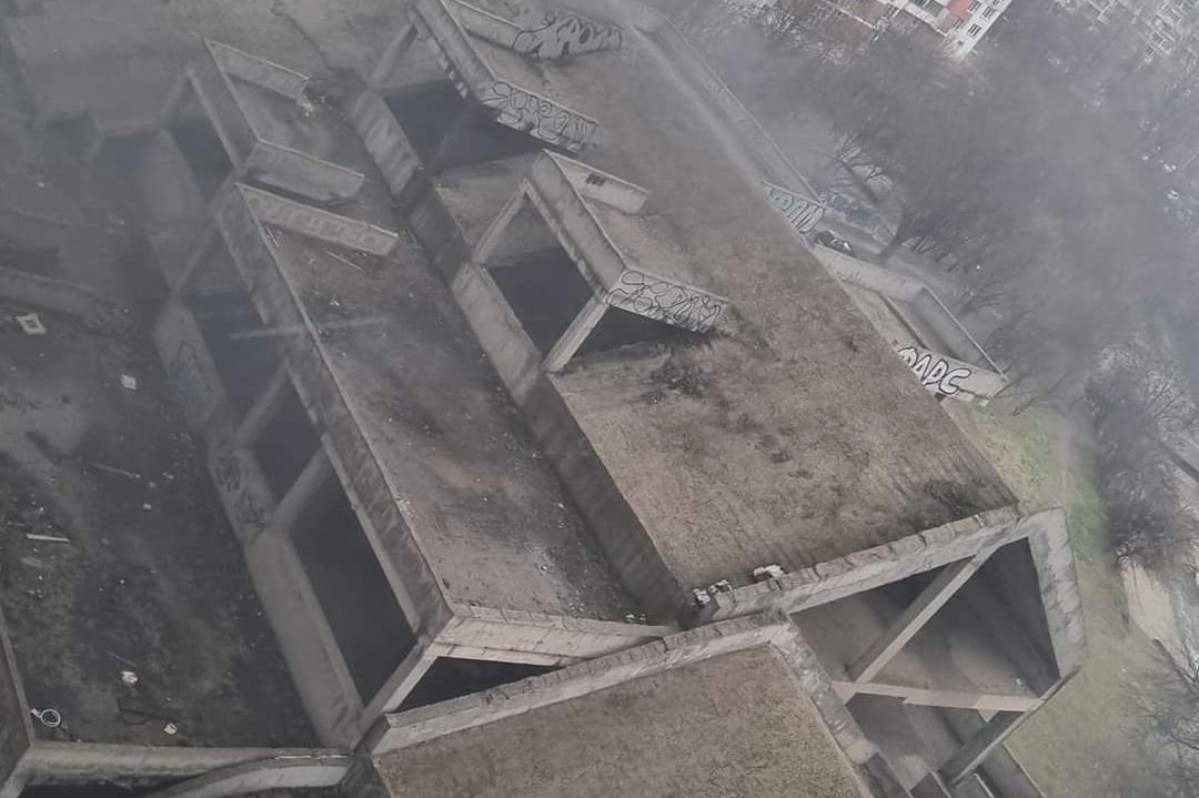 Столичани се оплакват от опасен изоставен строеж в Зона Б-19