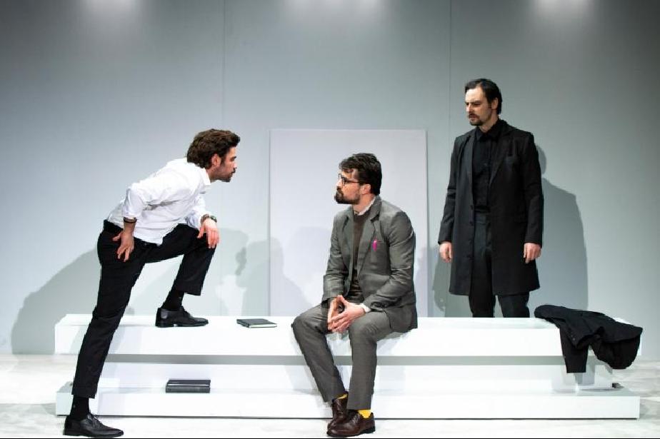 Световноизвестната пиеса „Арт“ ще бъде поставен на софийска сцена