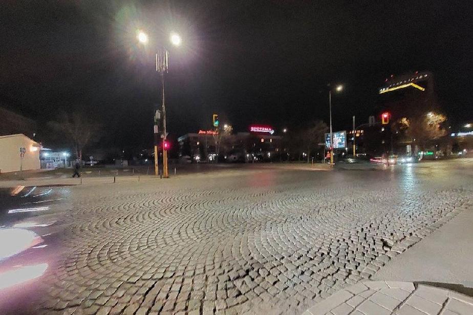 Пешеходци се оплакват от „бърз“ светофар на бул. „Ген. Тотлебен“ в София