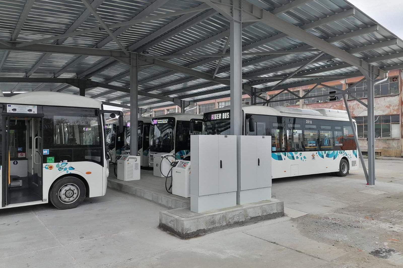 Два електробуса заменят старите дизелови автобуси по линия 101 в София