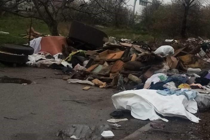 Отново акт за изхвърляне на отпадъци в "Панчарево"