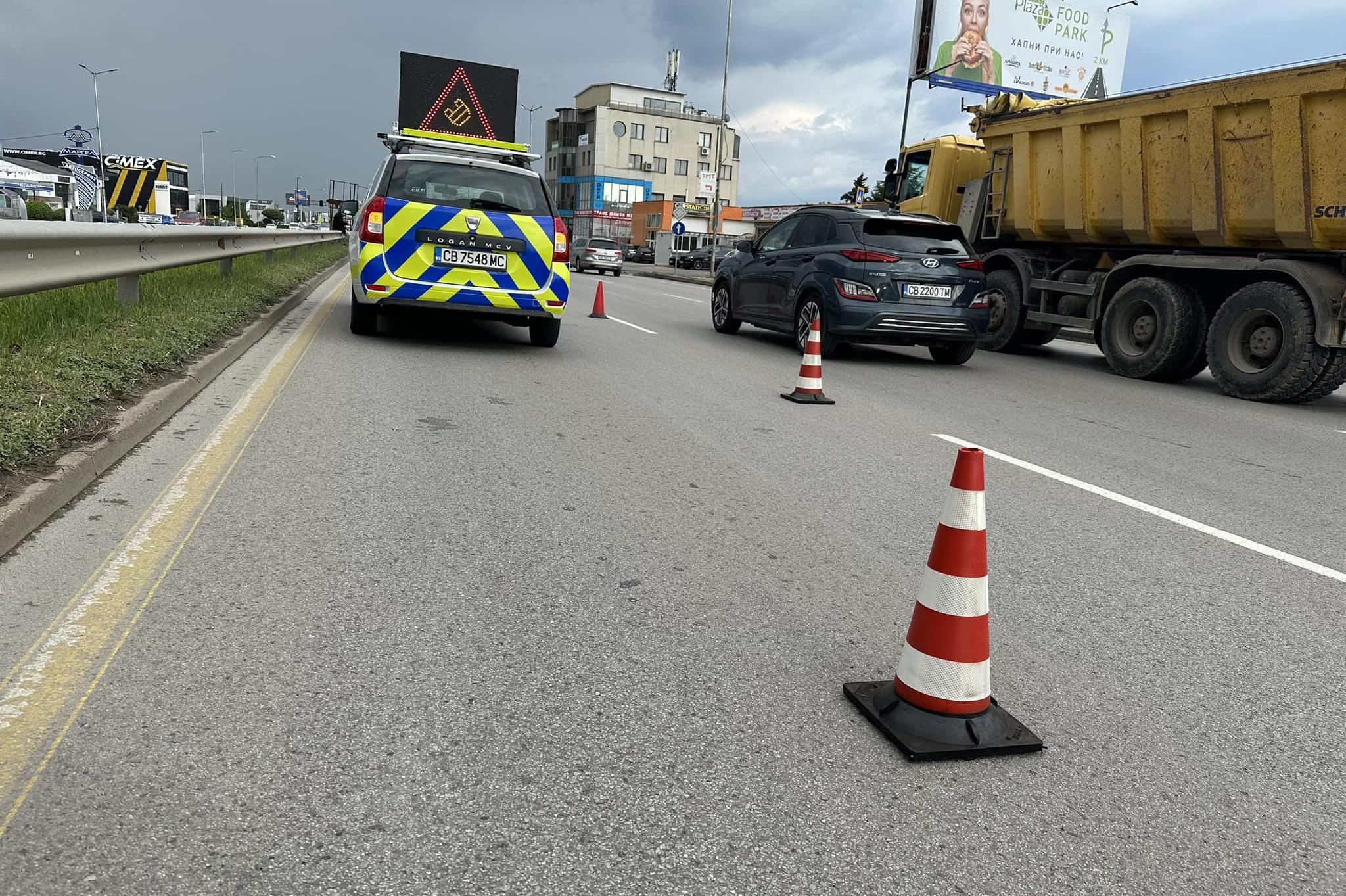 Лека катастрофа на бул. Ботевградско шосе затруднява трафика