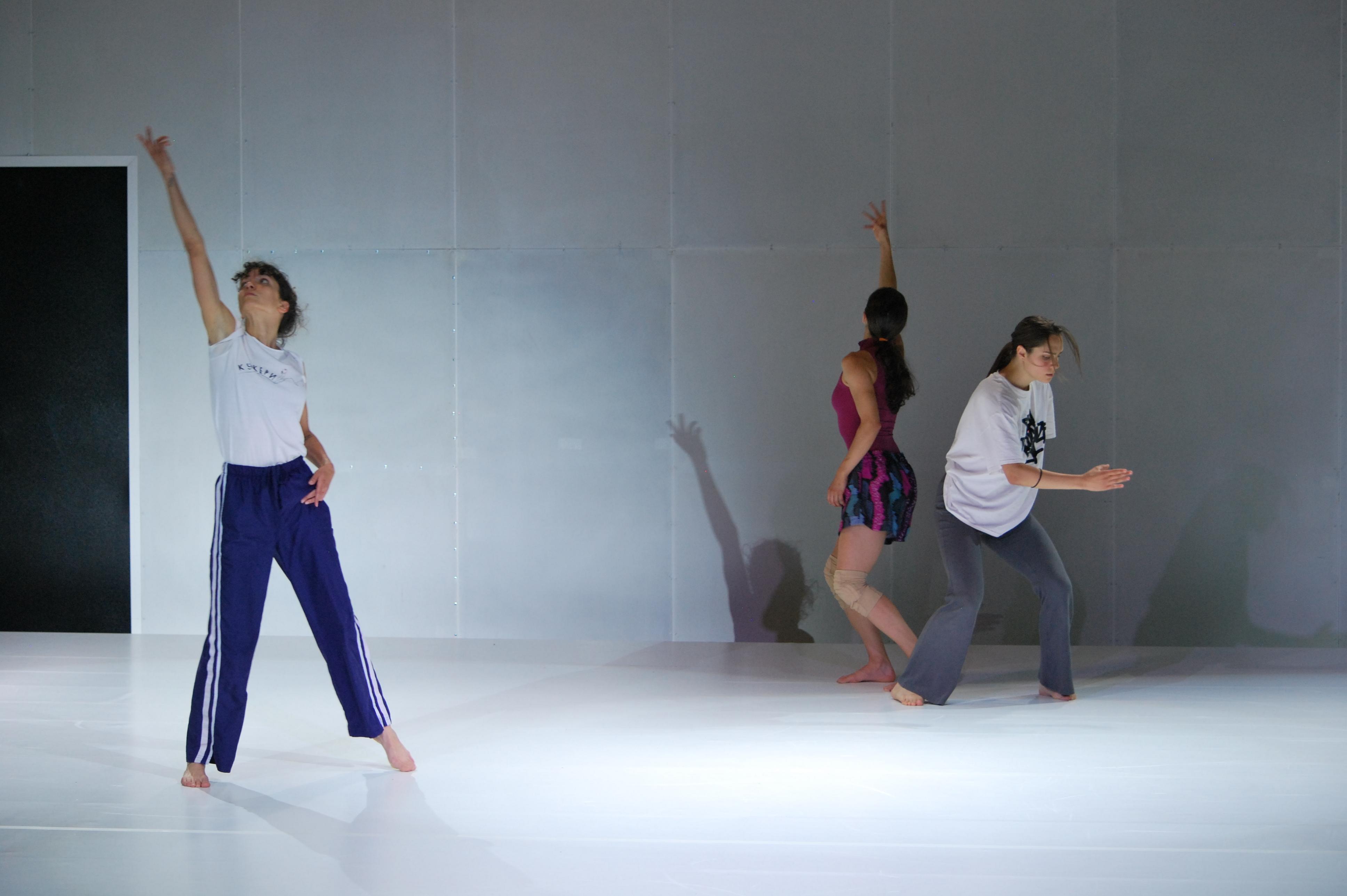За втора година: София събира млади хореографи в лаборатория ХЕЛИОС