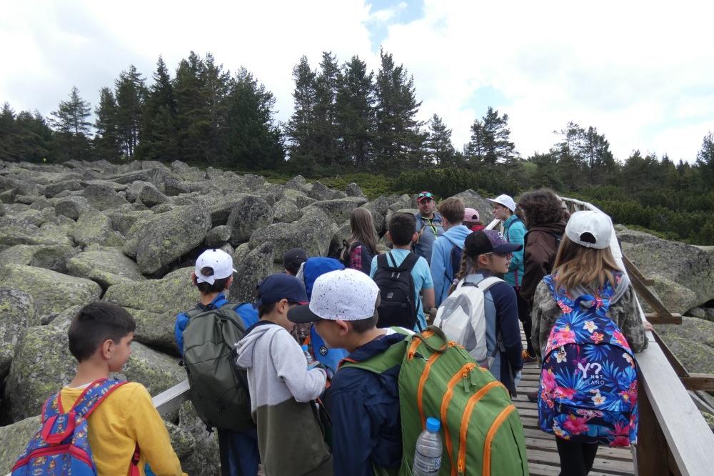Деца от район „Студентски“ станаха планинари (СНИМКИ)