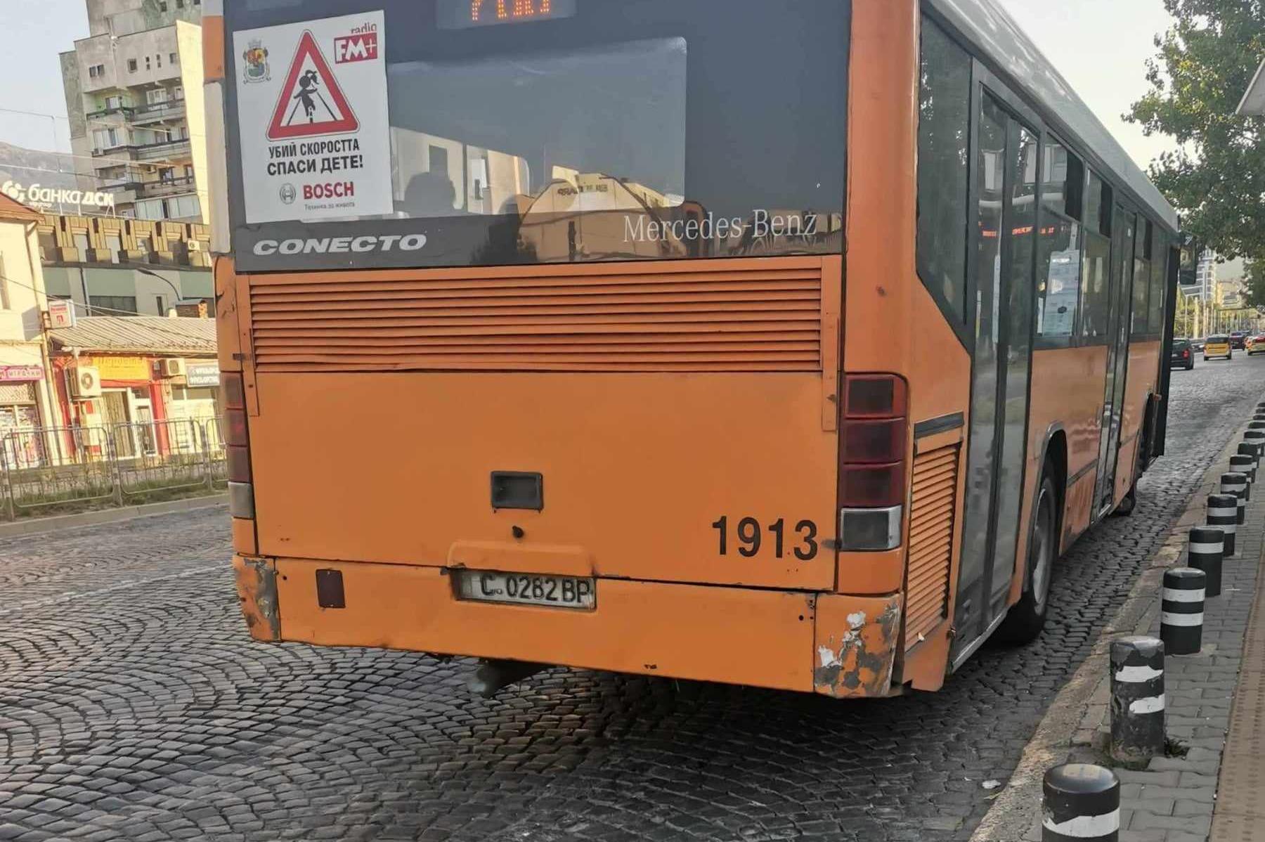 Шофьори в градския транспорт в София напускат заради стари превозни средств