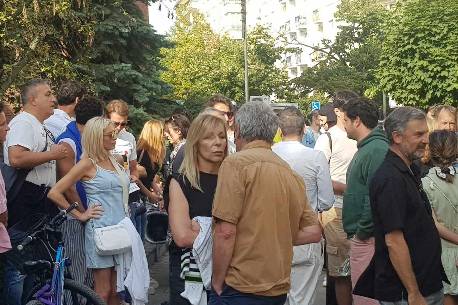 Актьори от общинските театри в София протестираха срещу неприемането на Бюд