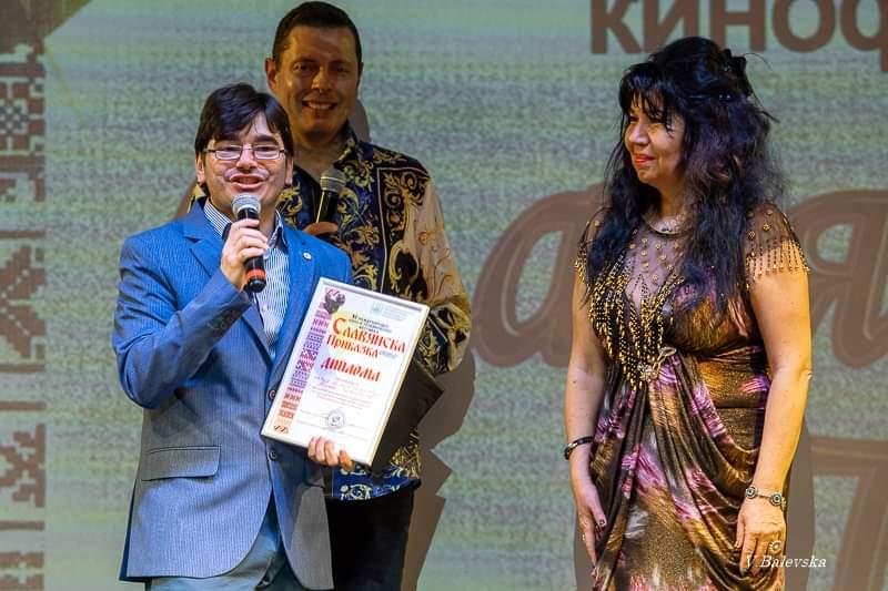 Стипендиант на Райна Кабаиванска от София с първа награда на международен ф