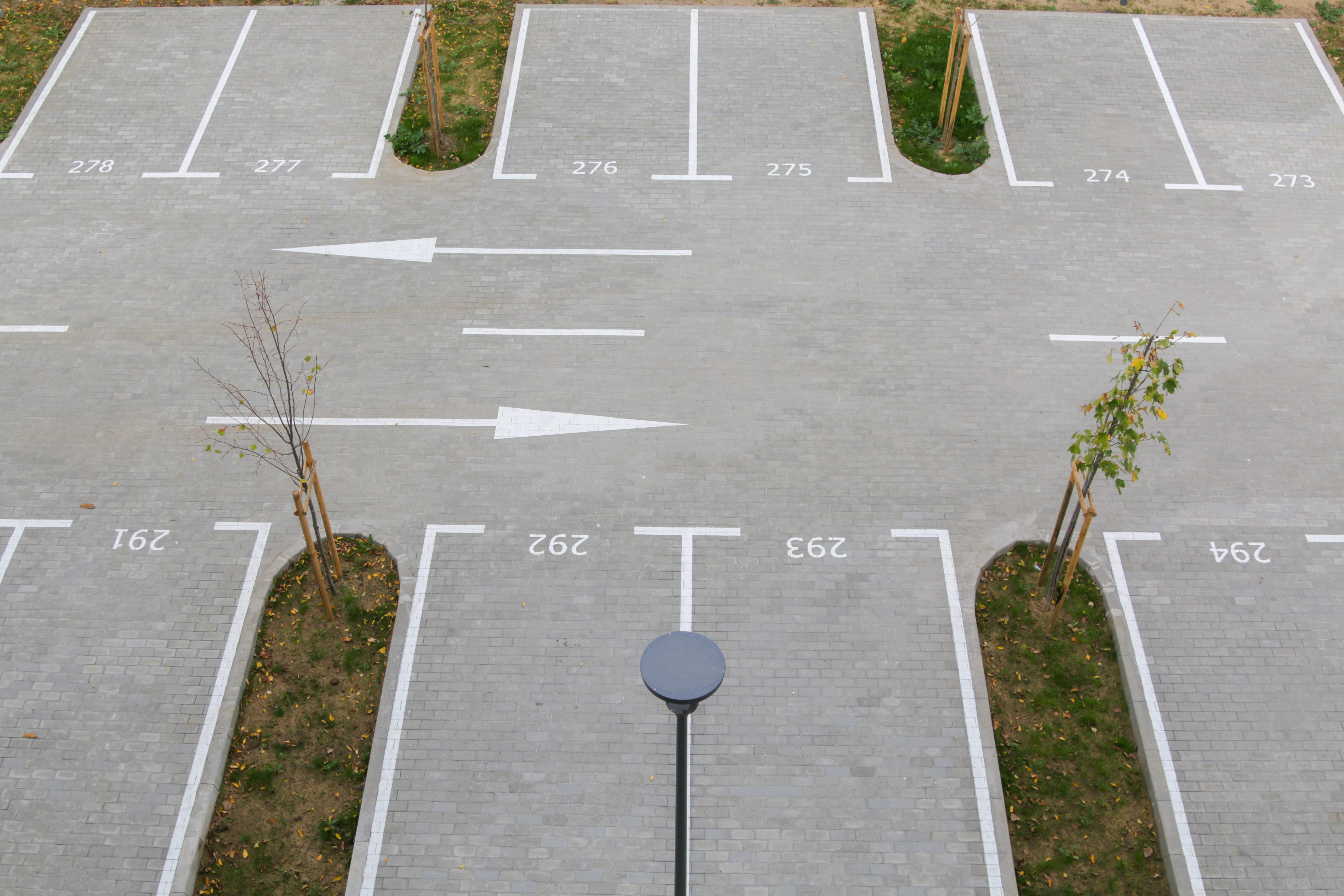В столичния Надежда: Първият етажен паркинг в София е готов, има акт 16