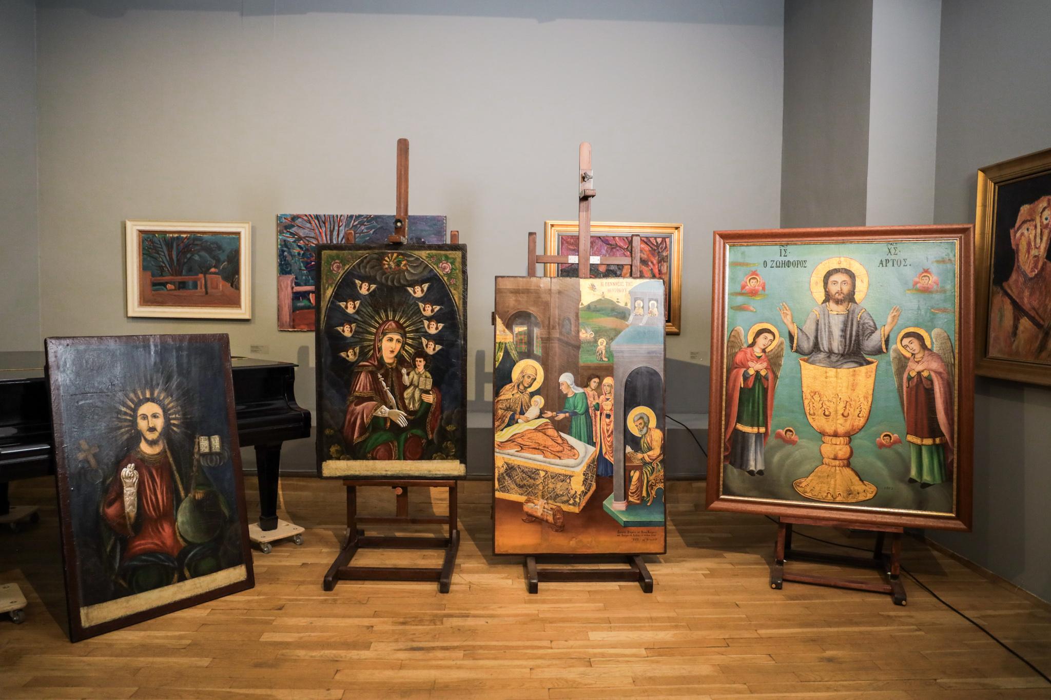 Софийски екип реставрира 4 икони от Желязната църква в Истанбул