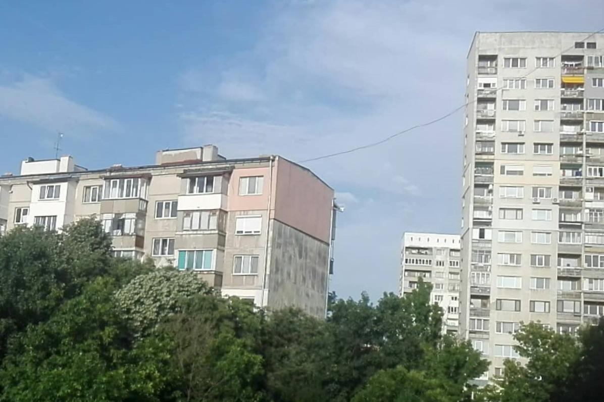Щастлива развръзка: Семейство с 4 деца от София получи общинско жилище