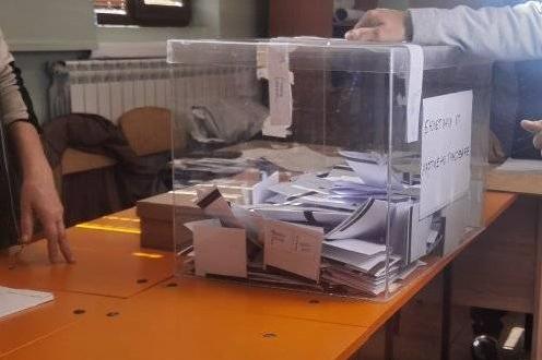 Изборната активност в столицата е 28,3% към 17 часа