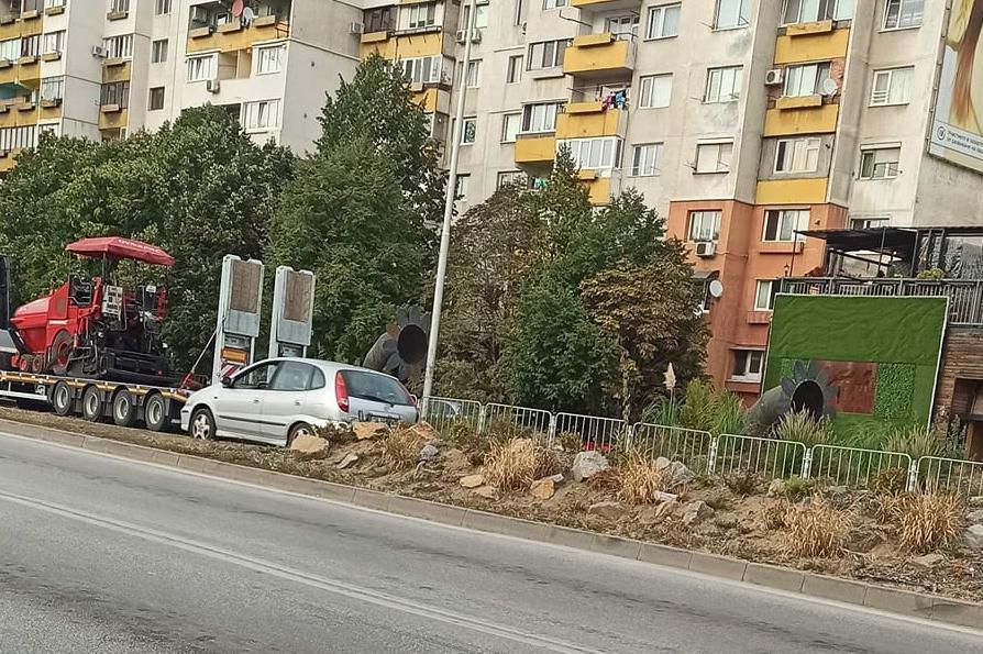 Валяк падна на кръстовището на Ломско и "Бели Дунав"