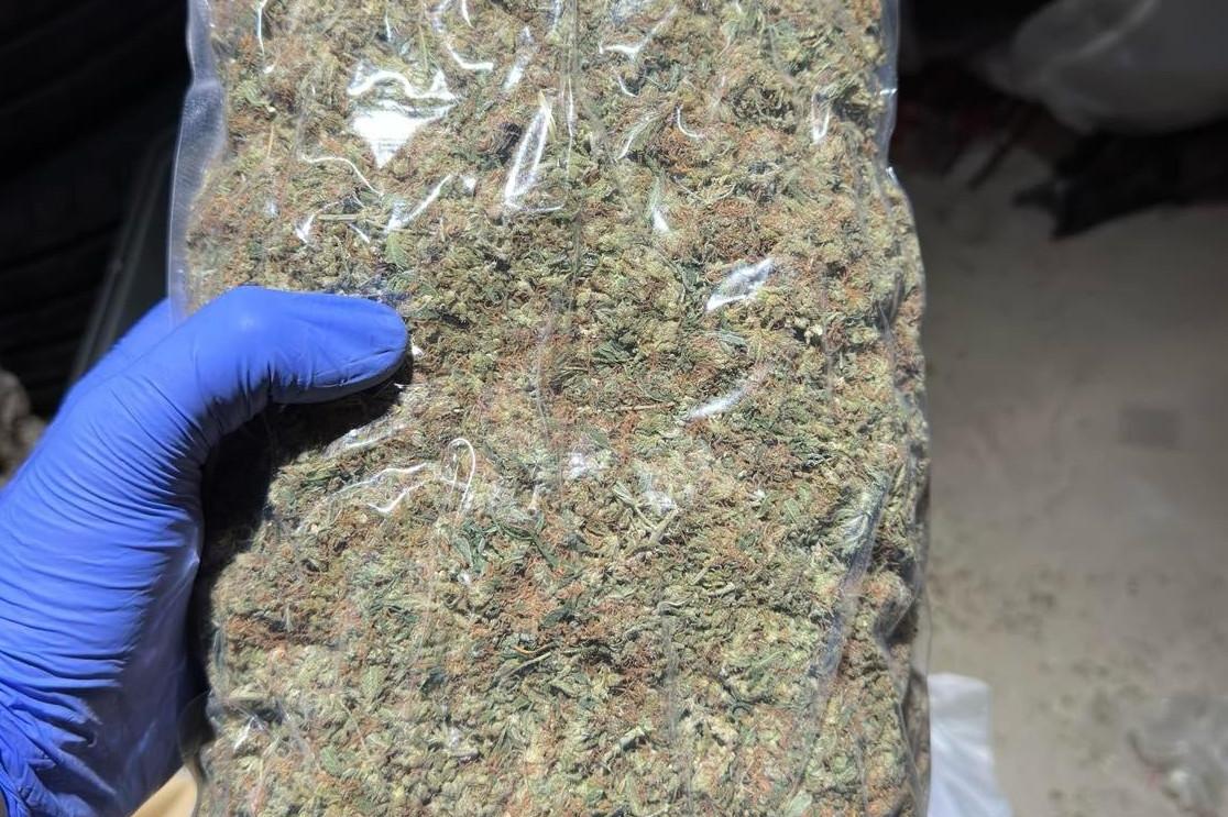 Иззеха 2 кг марихуана от столичния Люлин