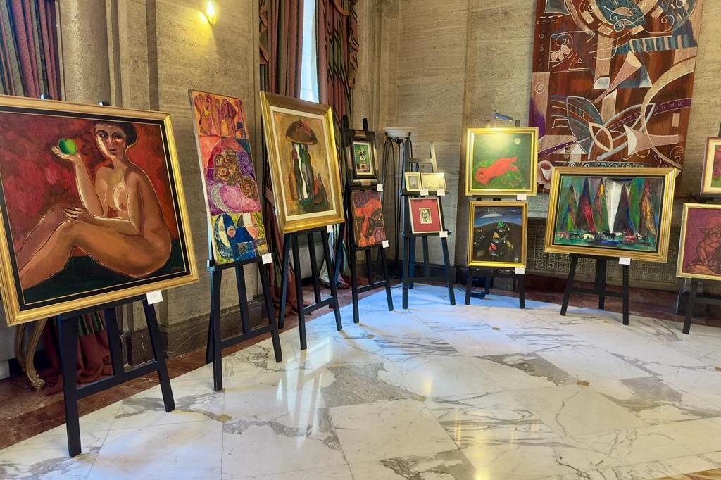 Картини на български художници бяха продадени за 335 525 евро на търг в Соф