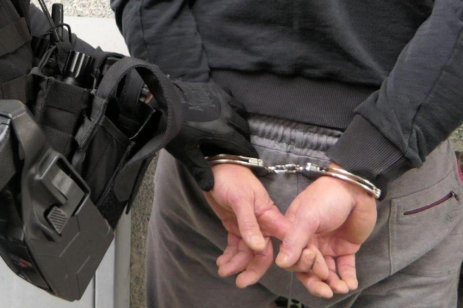 Осъждан етрополец пак попадна в ареста заради дрога в колата му