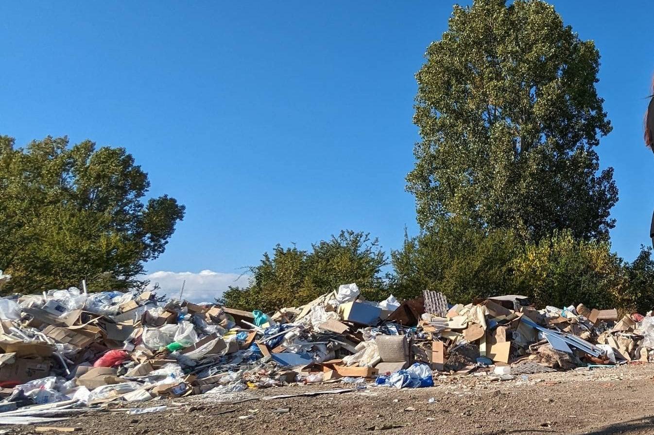 Над 20 незаконни сметища установиха в район Витоша, 242 са общо в София