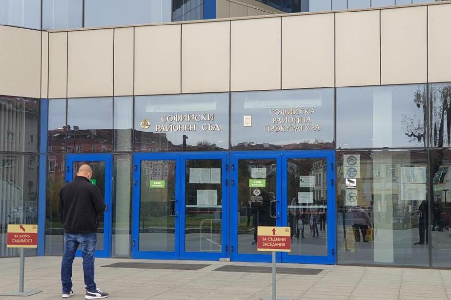 Софийски районен съд задържа "червения пират" под стража