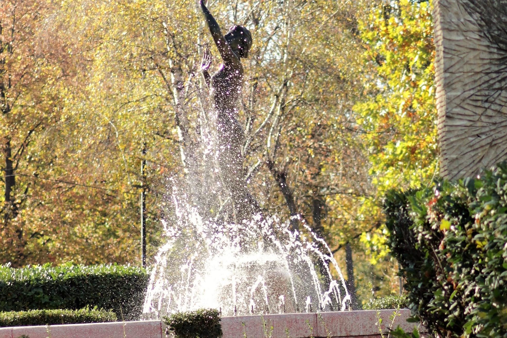 От 1 май вода блика от фонтаните и пълнят шадраваните в София