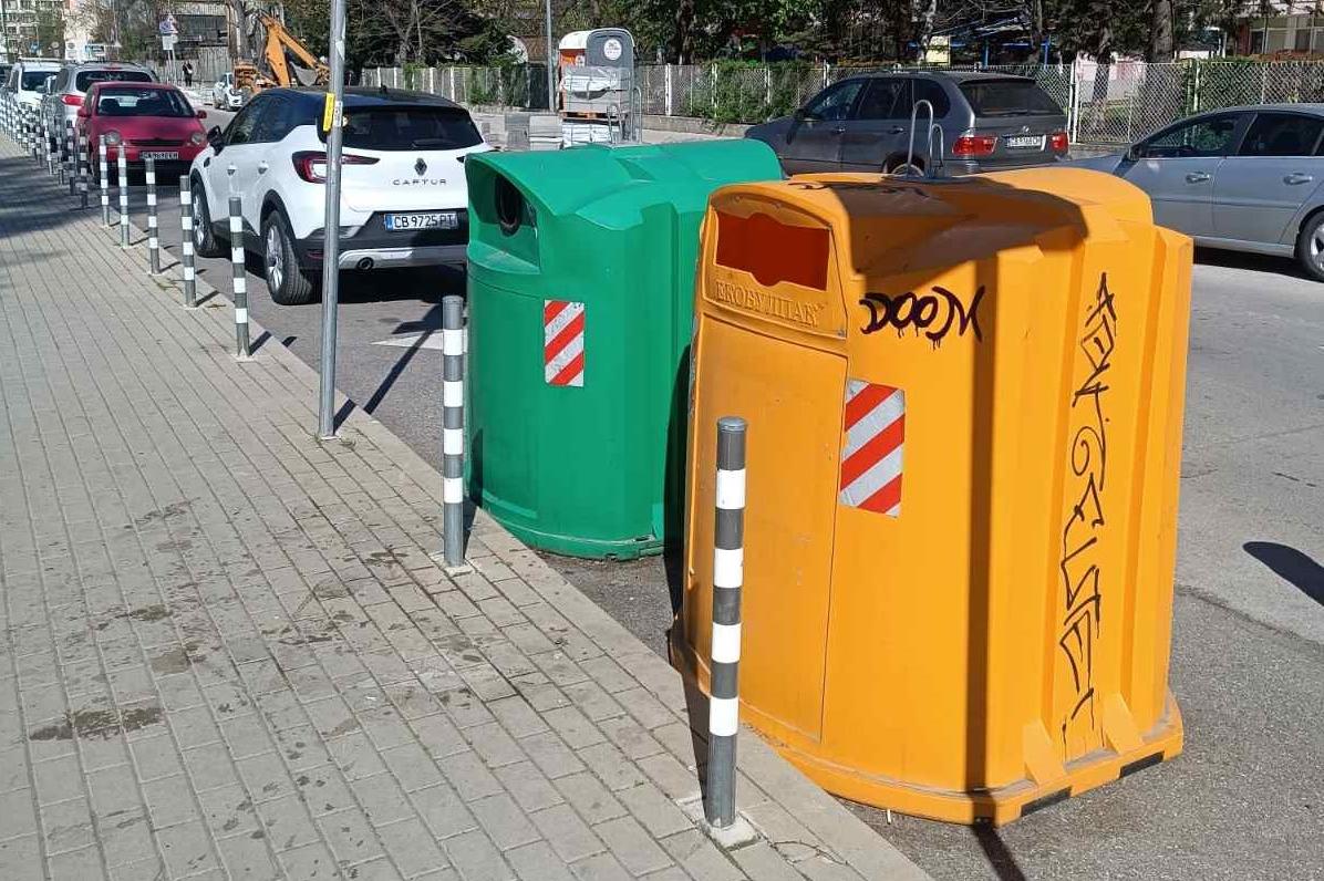 Заради ремонт: Преместиха временно контейнерите на ул. П. Нишавски в София