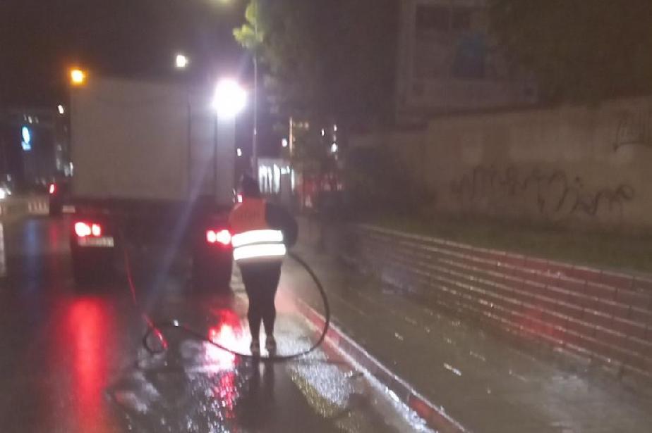 Тази нощ: Ограничения по Симеоновско шосе заради миене